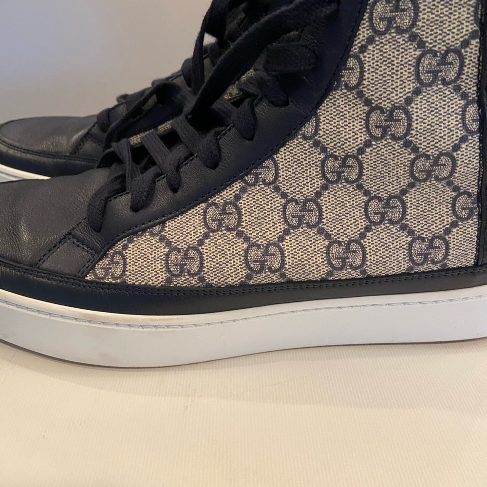 Gucci hi top GG Supreme sneakers